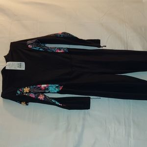 SBART WETSUIT Surf Suit Womens Small Black NWT